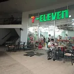 New Cosy 1Br Above Air Mall Walk To Ayala/Buendia