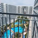 Staycation For Travelers