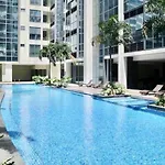 New Modern Luxurious 2Bedroom In Eastwood