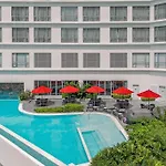 The Hotel At Acqua Novotel Tower 2