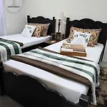 Sleep With Me Room Cozy Stay Near Araneta Center
