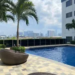 Walking Distance To Moa - Duxe Suite Staycation6