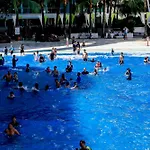 Azure Urban Resort Staycation By Solace Peak 3 1Bedroom With Ps4