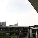 Bleu Hotel