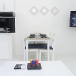 Short Term Rentals Makati Palanca