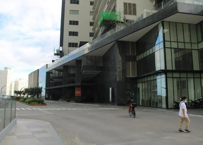 A2J Luxury Bgc Balcony Suite Near Sm Aura Taguig