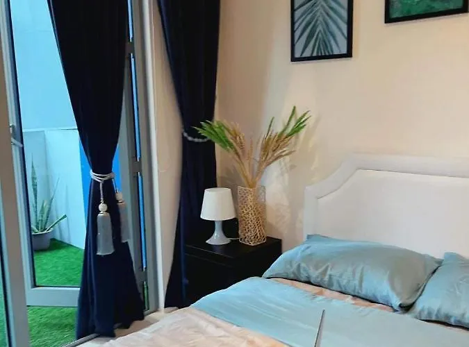 Azure Condo Hotel Near Manila Ninoy Aquino International Airport