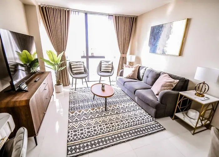 New Modern Luxurious 2Bedroom In Eastwood