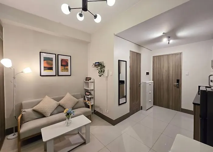 1Br Condotel With Balcony At Fame Residences #Fm34