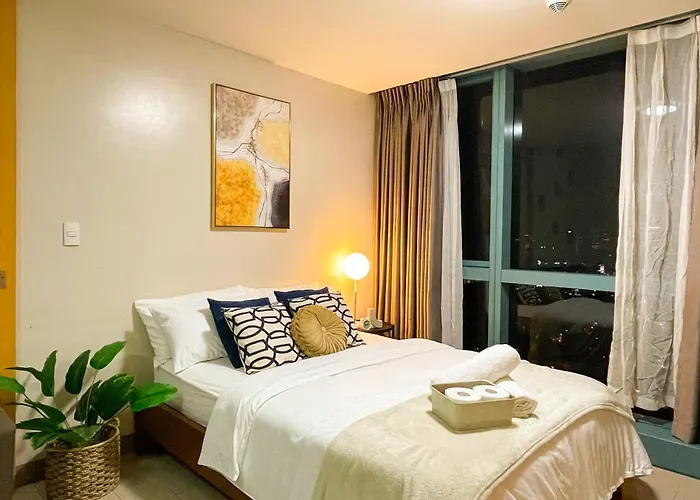 Bgc Condo At Uptown Mall, Grand Hyatt #Oursw34B2