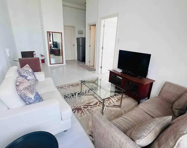 64F Spacious 1 Bedroom Nice View Pool Sauna Gym