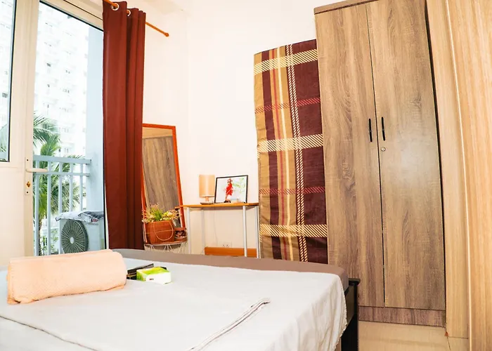 1Bedroom With Balcony Facing Pool Near Moa