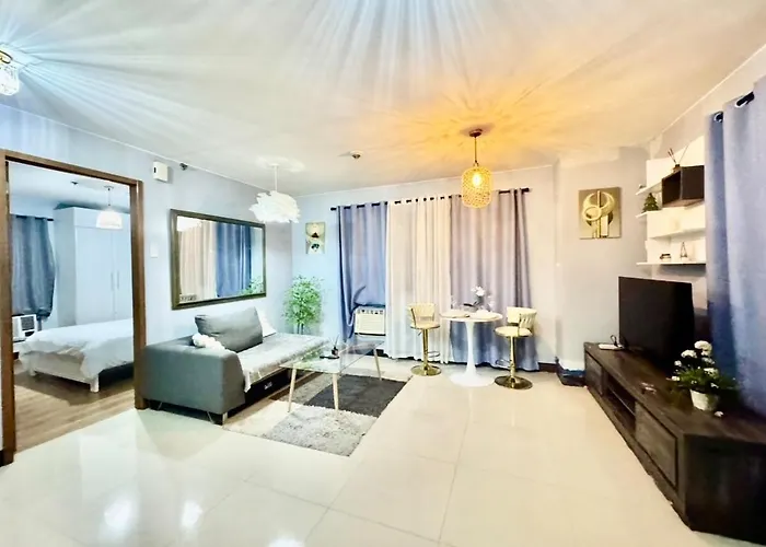 Cozy Home At Mckinley Hill Bgc