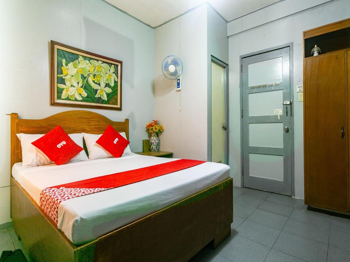 Hotel Oyo 722 Slouch 2*