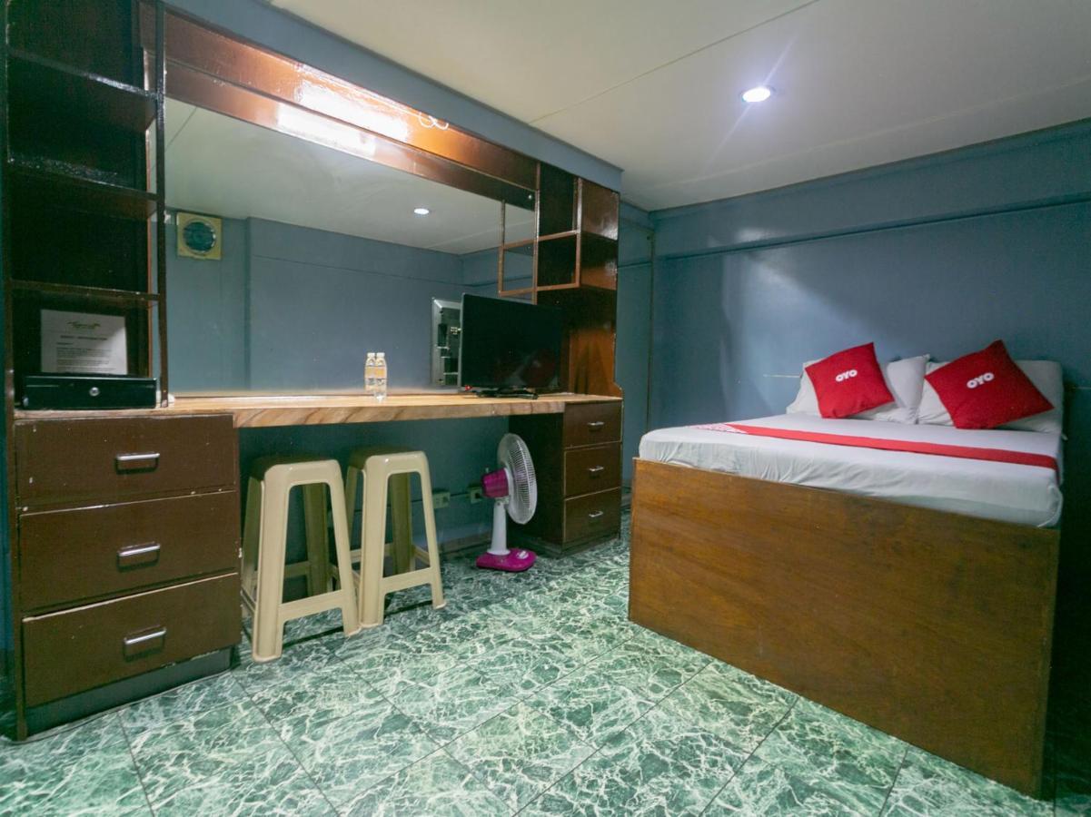 Hotel Oyo 722 Slouch