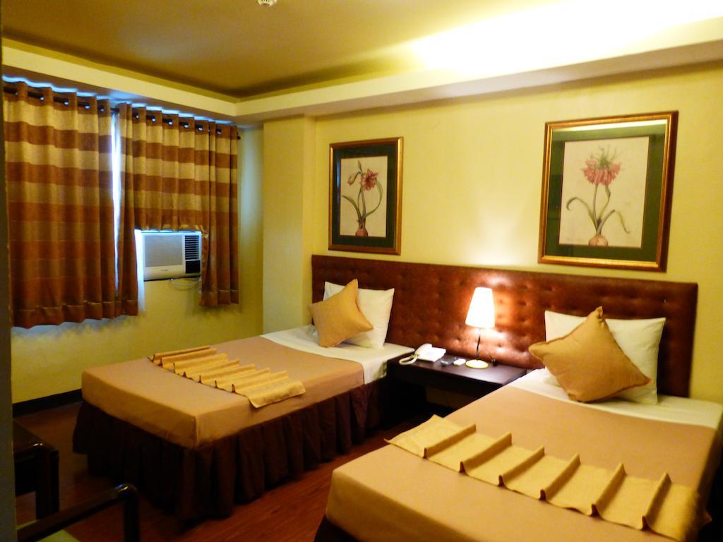 Silver Oaks & Hotel