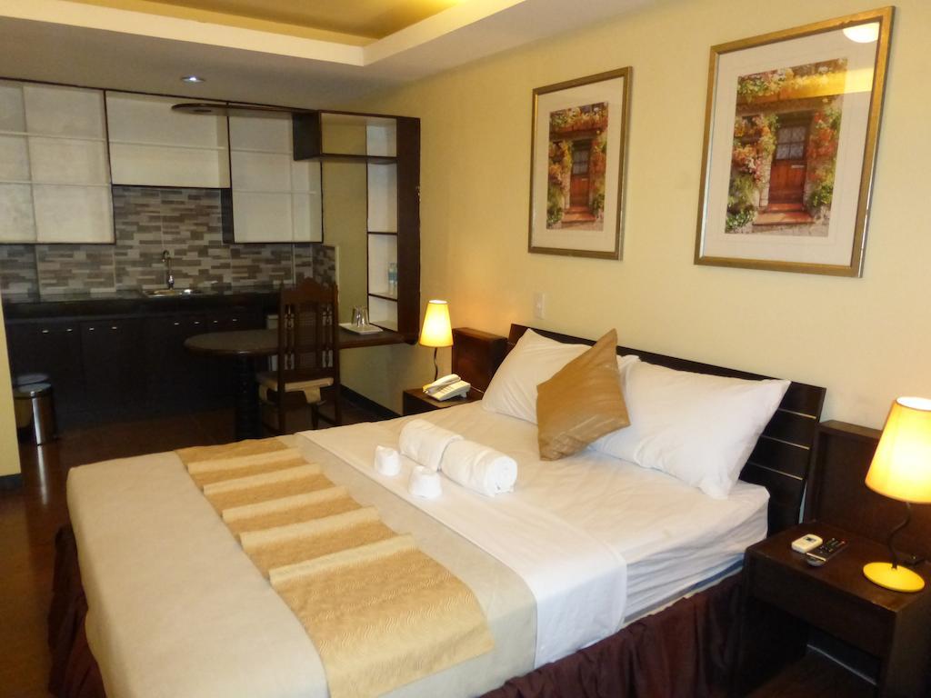 Silver Oaks & Hotel Manila