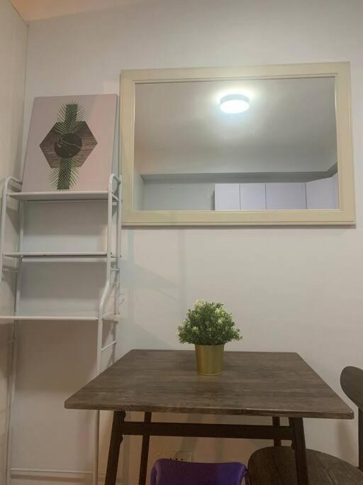 Apartment Minimalist 1 Bedroom In Alabang Near Molito And Atc With Wifi & Netflix M *