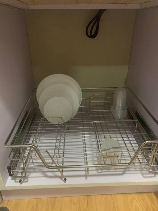 Minimalist 1 Bedroom In Alabang Near Molito And Atc With Wifi & Netflix M Apartment