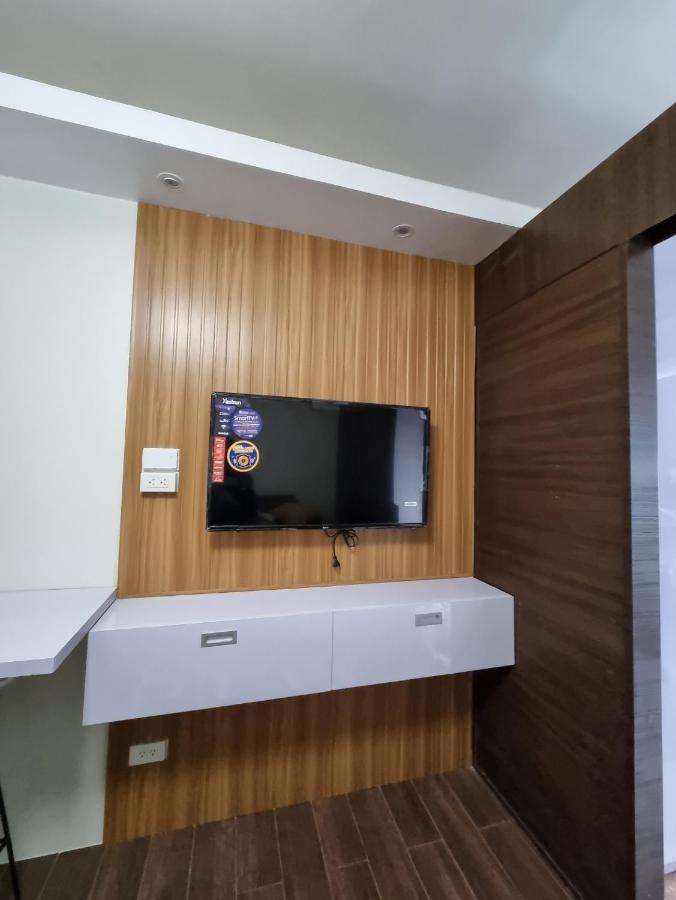 Air Residences Makati Apartment *