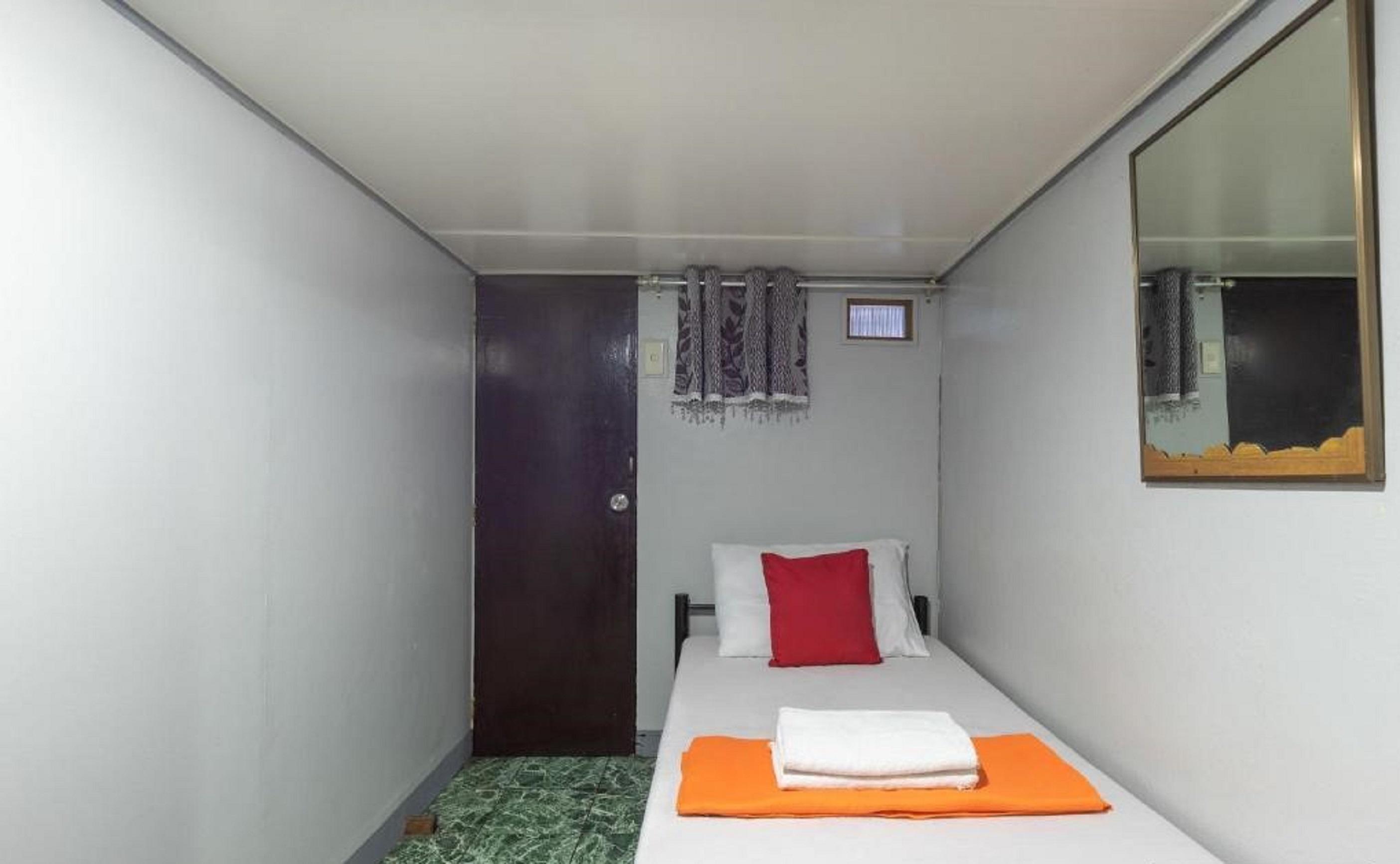 Hotel Oyo 722 Slouch