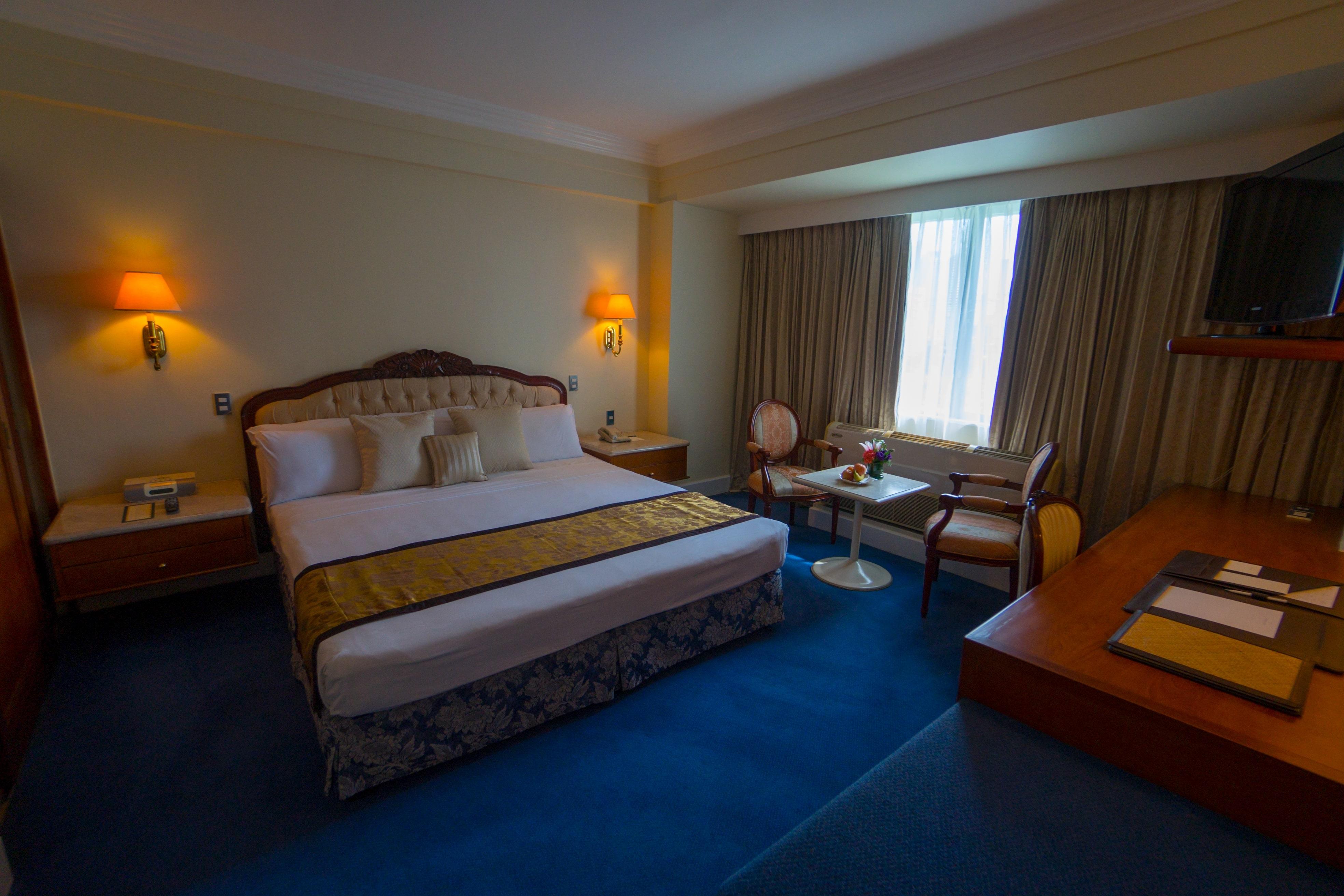 Hotel Manila Prince Hotel