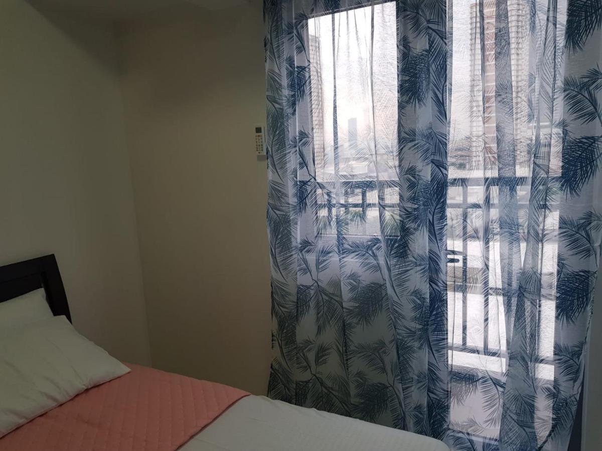 Comfortable 1-bedroom Unit With Balcony At Fame Residences Aparthotel *