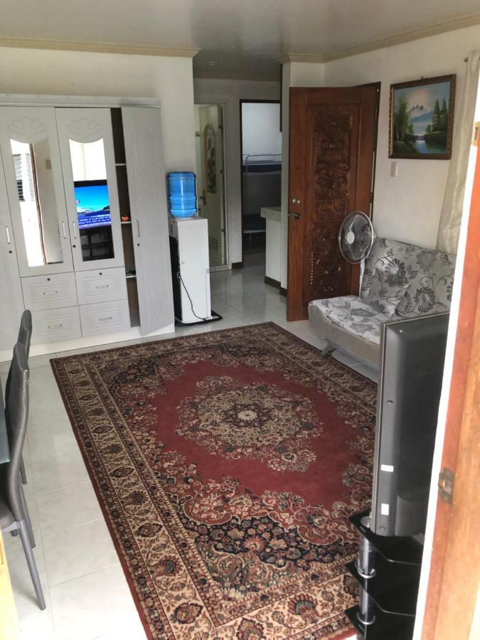 The Mansion - Backpackers Near Airport *
