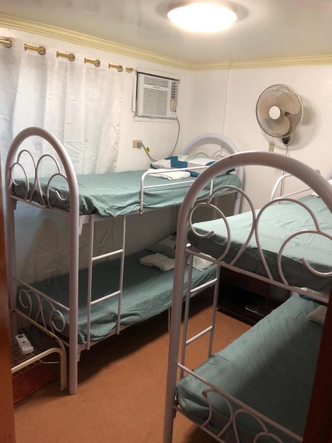 The Mansion - Backpackers Near Airport Manila