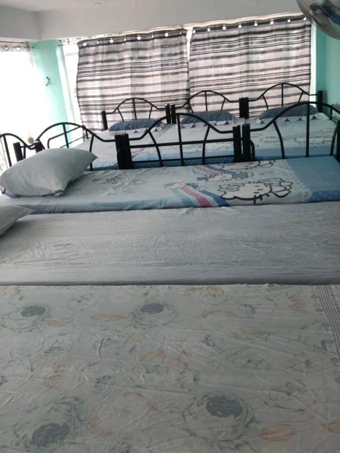 Apartment The Mansion - Backpackers Near Airport Manila