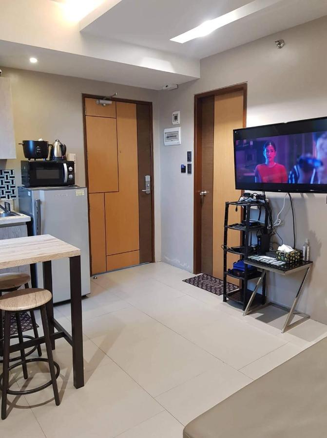 Privately Owned Santorini Condotel 2 Bedroom In Cainta Rizal Aparthotel