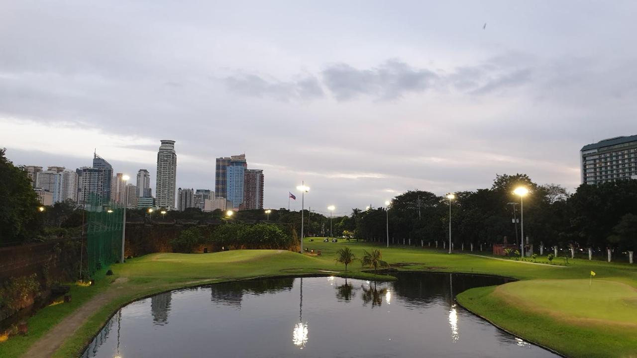Bay Front Delux Pearl Of The Orient * Manila