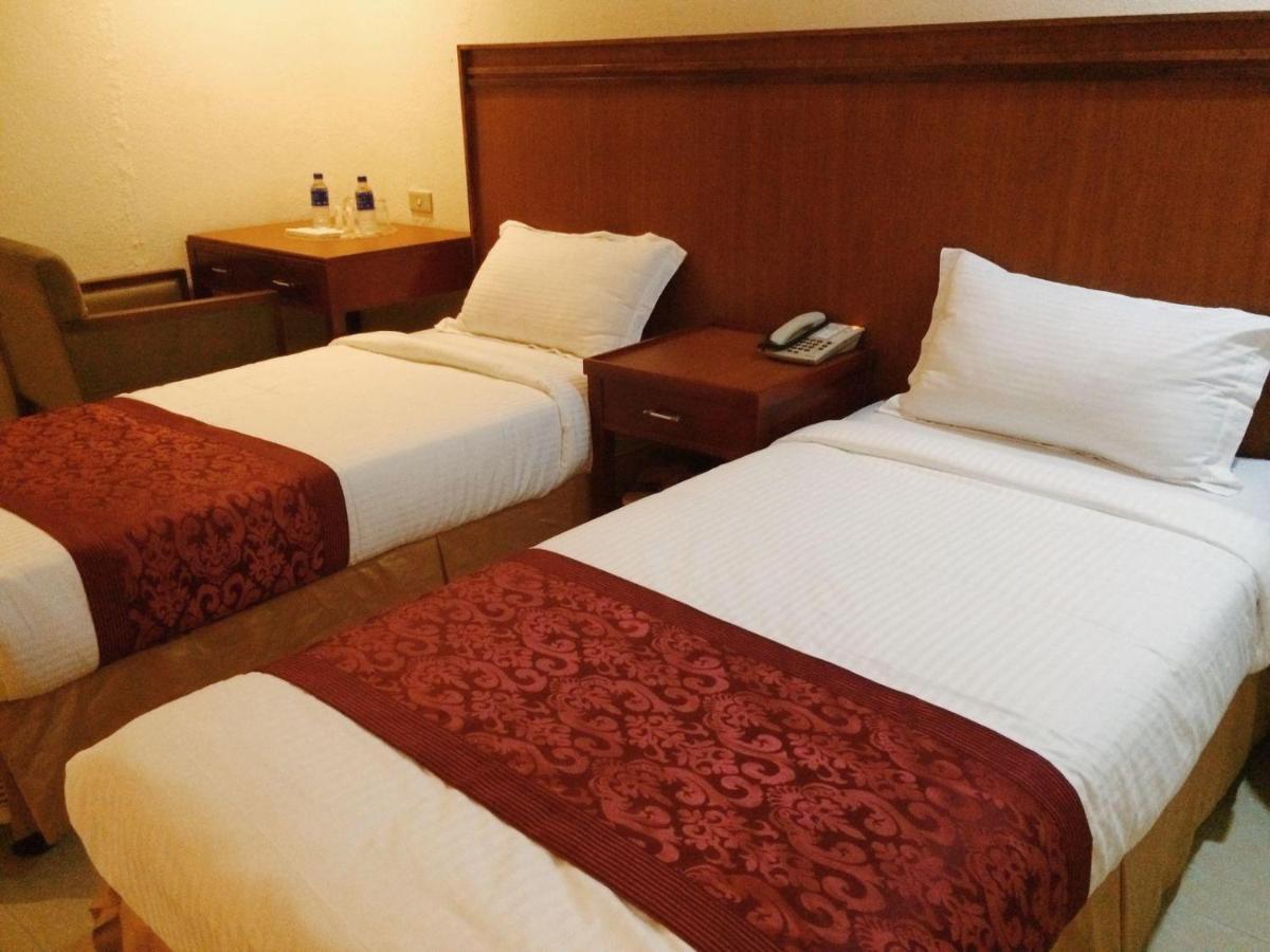 Hotel Chinatown Lai Lai Inc Manila