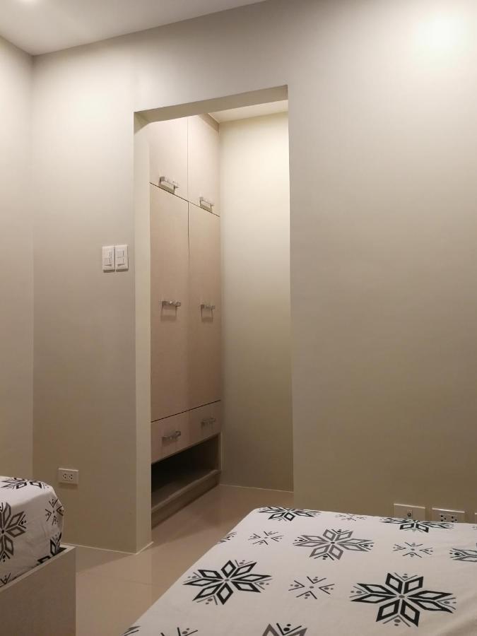 Adria Residences - Sapphire Garden - 2 Bedroom For 4 Person Villa Manila