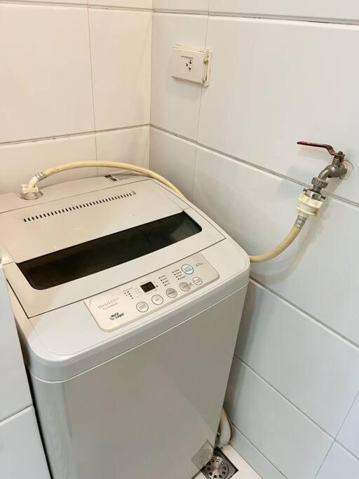 Modern 2-bedroom For 5 Across Moa * Manila