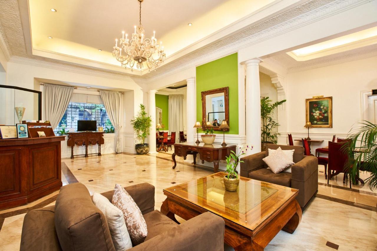 Hotel Orchid Garden