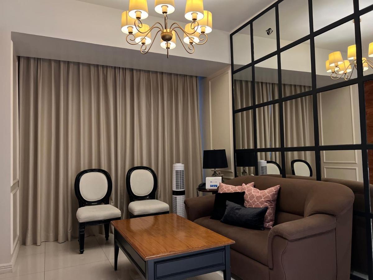 2-bedroom Manhattan, Cubao Apartment