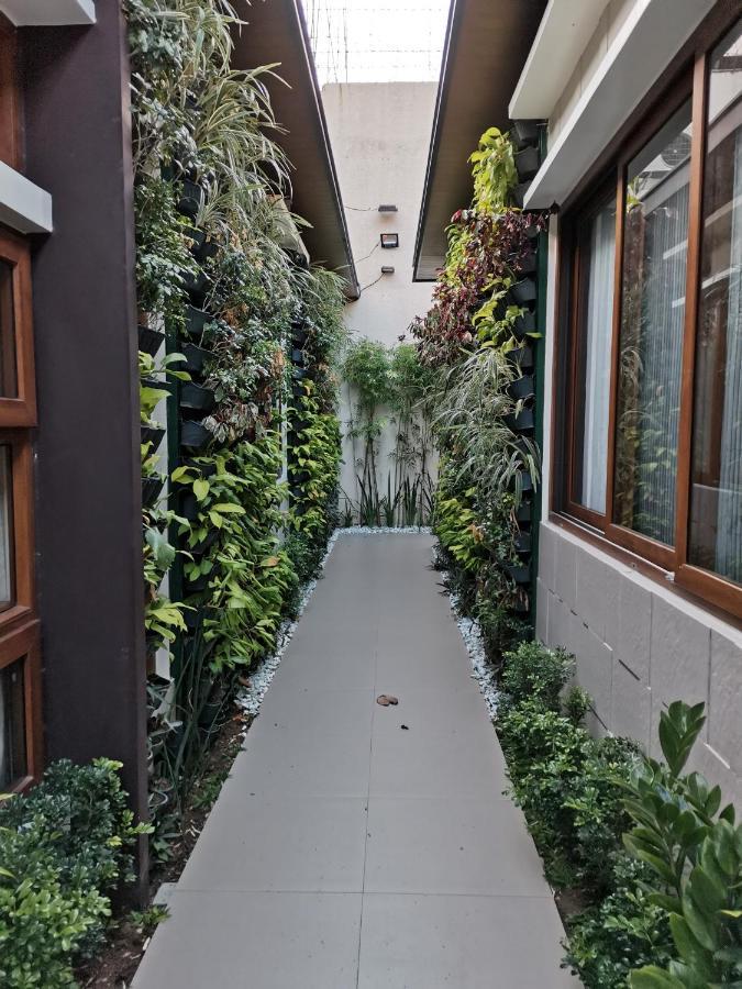 Villa Adria Residences - Sapphire Garden - 2 Bedroom For 4 Person