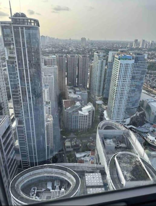 Luxury Living @ Eastwood Apartamento