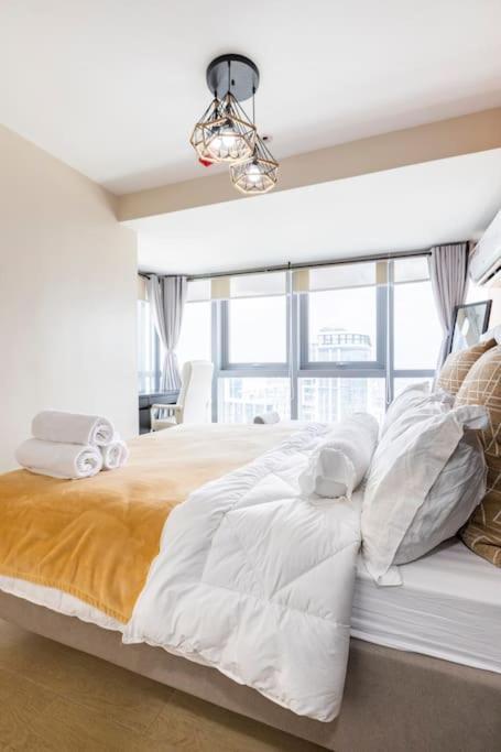 Luxury Living @ Eastwood *