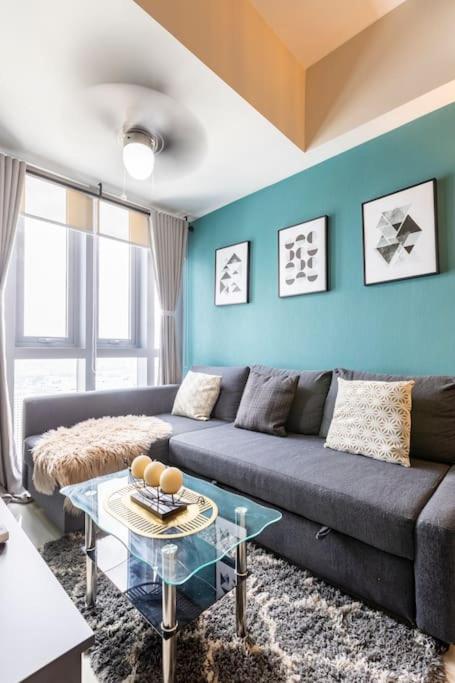Luxury Living @ Eastwood Manila