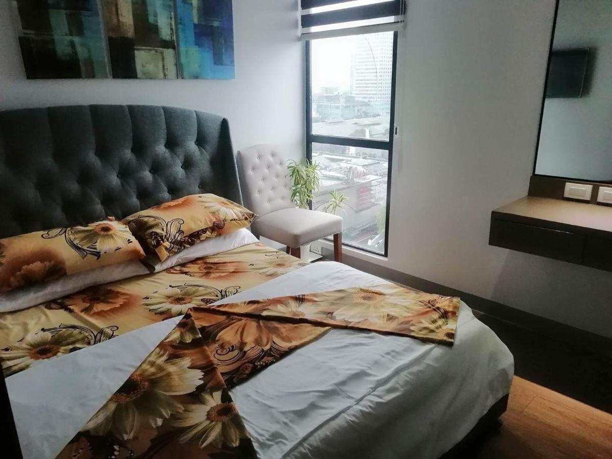 2 Bedroom Portovita Tower 12-a Apartment Manila