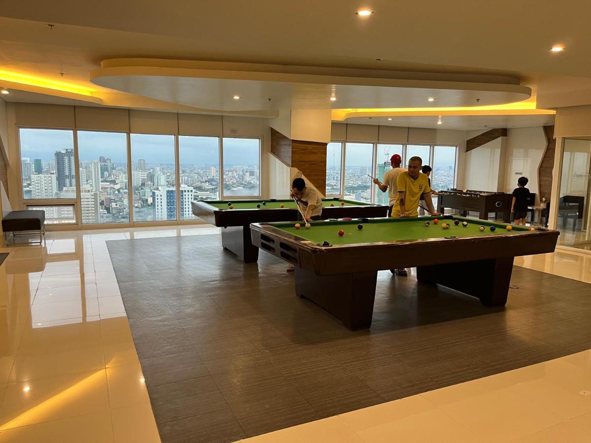 Jc Condo, Smdc Malate Taft *