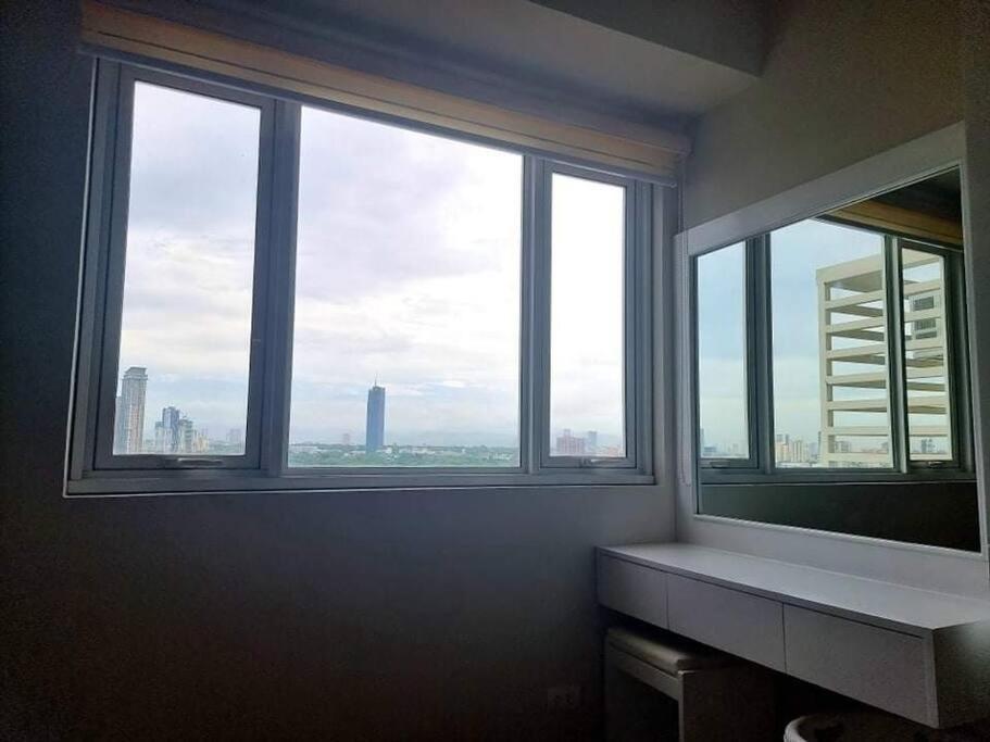 Lovely 1 Bedroom At Vista Shaw Residences Apartment Manila