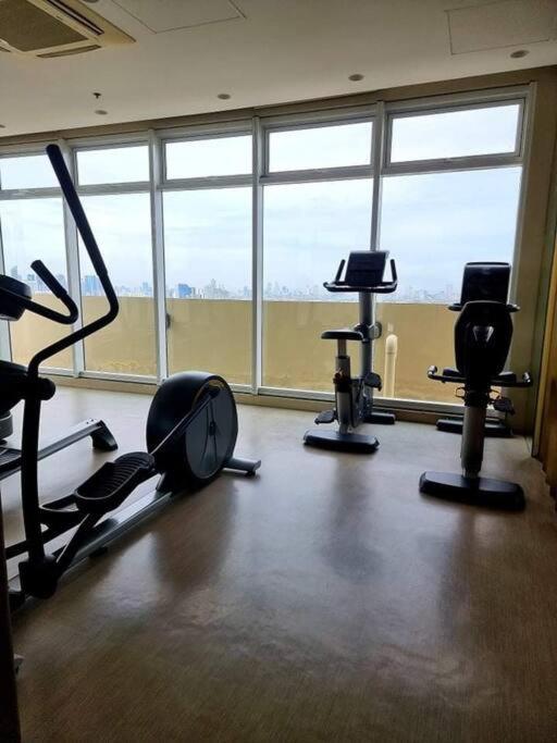 Lovely 1 Bedroom At Vista Shaw Residences Apartment *