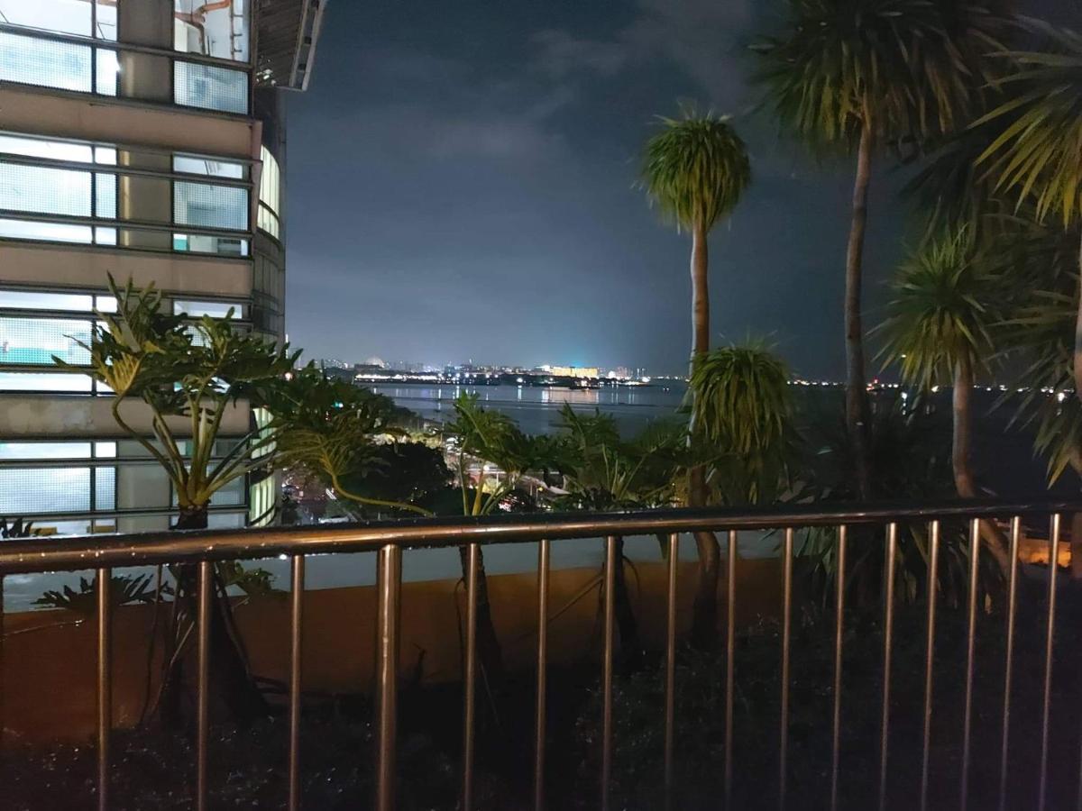 Comfy Grand Riviera Suite, Roxas Blvd Ermita Infront Of Us Embassy *