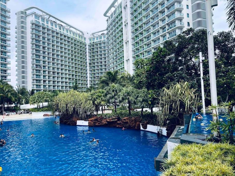 Apartment One Elegant 1bhk With View In Azure Urban And Residences Manila