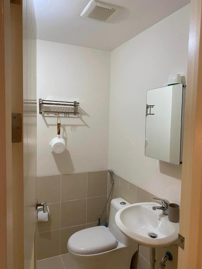 Aparthotel Tiny Infina Towers Condominium Near Anonas, Cubao, Katipunan *