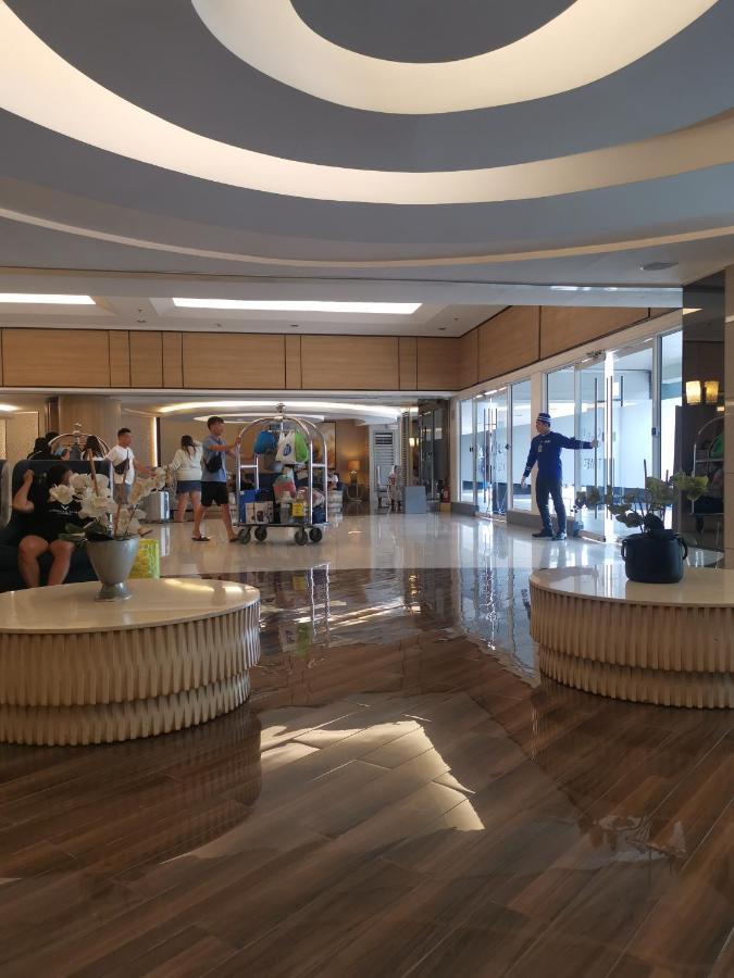 Apartment Shell Condotel At Heart Of Moa Pasay 2