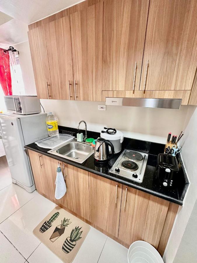 Shore 3 Residences Tower 1 Moa Pasay City, Philippines *